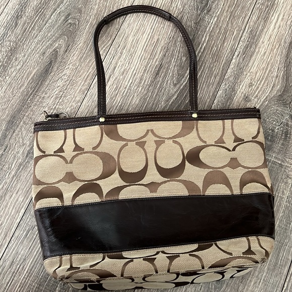 Coach Signature Canvas Small tote y2k - Picture 7 of 11